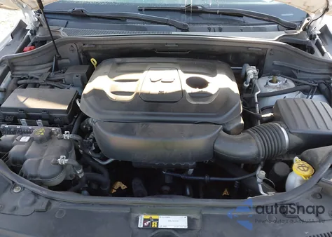 2016 Jeep Grand Cherokee Overland z USA, uszkodzony, nr VIN 1C4RJFCG7GC461690